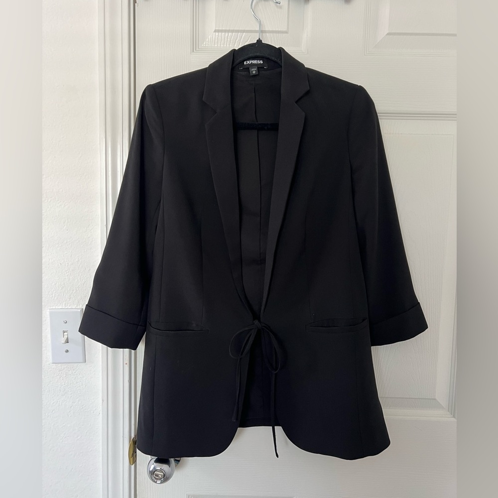 express boyfriend blazer in size xs